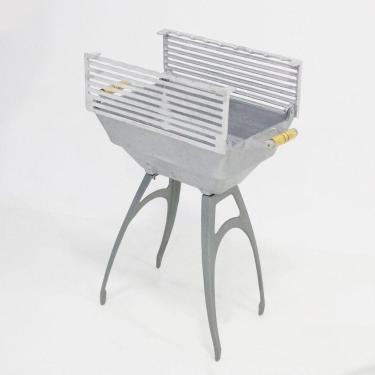 Imagem de Churrasqueira Com Pés Versátil Cinza