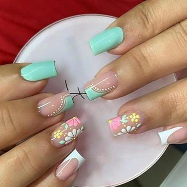 Imagem de Kit de unhas postiças quadradas médias francesas com design requintado de flores artificiais acrílicas falsas prensas de cobertura completa para mulheres, uso diário, manicure de casamento, 24 peças