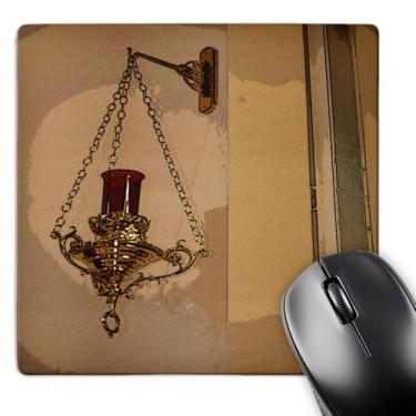Imagem de 3drose Uma arandela na parede da igreja católica segurando uma vela e feito em um acabamento de pôster - Mouse pad
