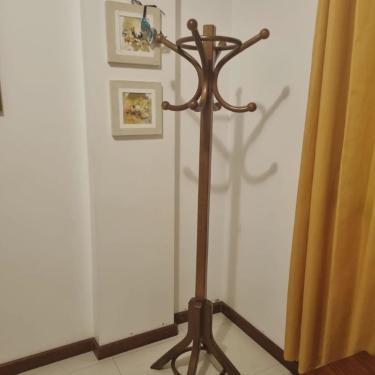 Imagem de Cabideiro Roma Madeira Maciça 166cm X 50cm X 50cm Pinhão