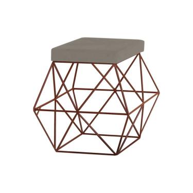 Imagem de Puff Decorativo Base Bronze Trixie Veludo Cinza Gran Belo