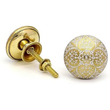 Imagem de NORSE'S TRADECRAFT Puxador decorativo de latão para armários e cômoda – Puxador feito à mão estilo vintage para cozinha, armário, móveis e armários – Acabamento dourado antigo gravado floral (6)