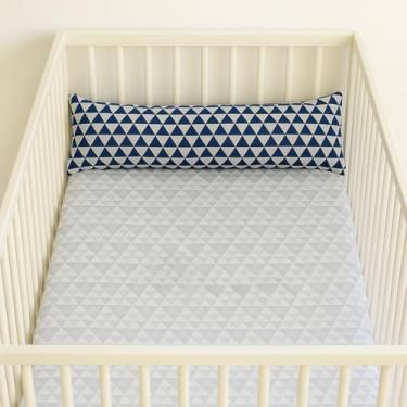 Imagem de Travesseiro Xuxão Infantil para Bebê Estampado- Unissex Menina e Menino – Para Berço, Cama e Viagems para Bebês e Crianças (Triangulo Marinho, Infantil 90cm x 23 cm)