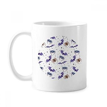 Imagem de Caneca de cerâmica com ilustração de inseto, aranha, morcego, teia de aranha, cerâmica, xícara de café e porcelana