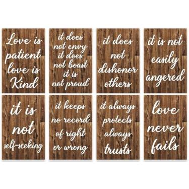 Imagem de Sinais de madeira rústica conjunto de 8 placas de corredor de casamento, 1 Corinthians 13 placas de casamento de madeira Love Is Patient Kind Signage Bible Verses Sign Wall Art Decor Kitchen Pub Decor
