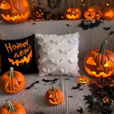 Imagem de Capa de almofada de Halloween fantasma fofo fantasma assustador capa de almofada decorativa de pelúcia macia para decoração de sofá-cama varanda 45,7 cm x 45,7 cm (45,7 cm x 45,7 cm, morcego branco)