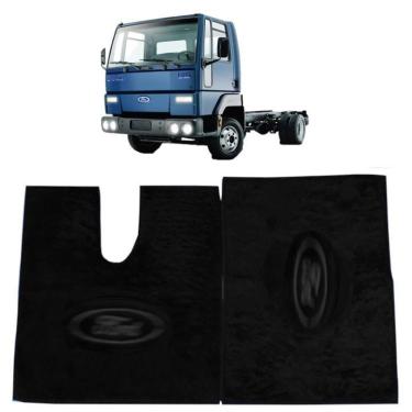 Imagem de Tapete Chinil Forrado Com Emblema Para Ford Cargo Preto