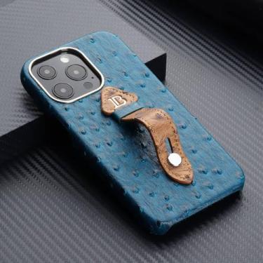 Imagem de IRTGFG Capa de couro com suporte para alça de pulso e suporte para iPhone 16 Pro Max, capa rígida retrô para PC à prova de choque (para iPhone 16 Pro Max/azul)