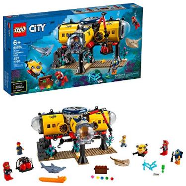 Imagem de LEGO City Ocean Exploration Base Playset 60265, with Submarine, Underwater Drone, Diver, Sub Pilot, Scientist and 2 Diver Minifigures, Plus Stingray and Hammerhead Shark Figures (497 Pieces)