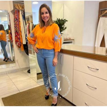 Imagem de Blusa laranja com bordado na manga, tamanho P, manga 3/4 - Dzarm, P