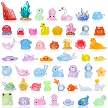 Imagem de GGSTDDUP 50 peças de mini bonecos de animais de resina do oceano, estatuetas de animais marinhos, miniaturas marinhas, enfeites de aquário de resina, decorações para cenas em miniatura, decoração de