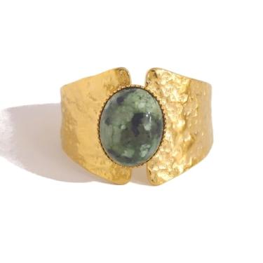 Imagem de Dikixe Anel boêmio vintage africano turquesa arrojado, aço inoxidável banhado a ouro 18 K, pedra natural, oval martelado, anel largo para mulheres tamanho 8