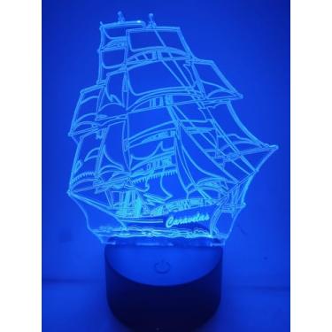 Imagem de Luminária LED 3D Barco Caravela, Luz RGB com 16 Cores, Controle Remoto, Decorativa para Mesa