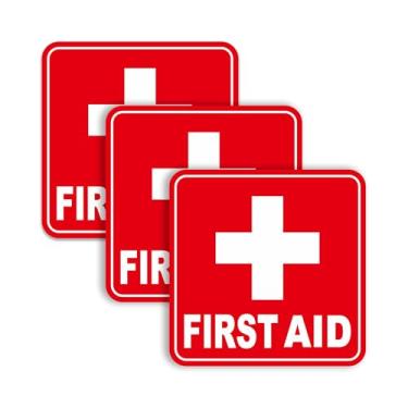 Imagem de 3 adesivos de primeiros socorros para casa, decalques autoadesivos à prova d'água de primeiros socorros para caixas de primeiros socorros, suprimentos de kit de primeiros socorros de emergência para