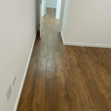 Imagem de Piso Laminado Quick Step Eligna Wide Castanheiro Antigo Restaurado QSE