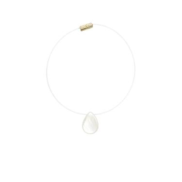 Imagem de AURUM SEMIJOIAS | Colar Choker Feminino Fio de Nylon 45cm, Gargantilha, com Pingente em Formato de Gota de Madrepérola com 1,5cm x 1,0cm, e Fecho Rosqueável Folheado a Ouro Dourado, Peça Delicada e Sutil, Semijoias Finas para Mulheres Elegantes e de Bom Gosto.