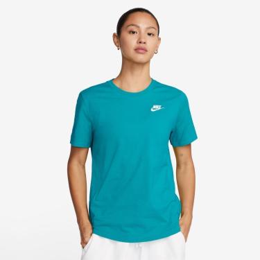 Imagem de Camiseta Nike Sportswear Club Essentials Feminina-Feminino
