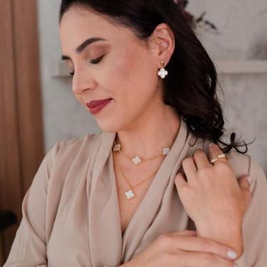 Imagem de Colar com Três Trevos de Madrepérola folheado a ouro 18k - Deitos Joia