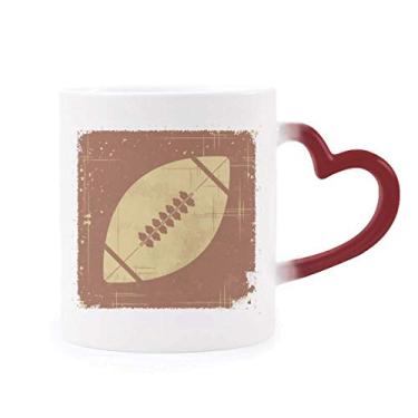 Imagem de Caneca de grés com estampa marrom sensível ao calor com ilustração esportiva de futebol