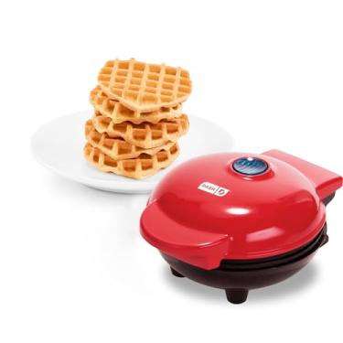 Imagem de DASH Mini máquina de waffle para indivíduos, paninis, hash browns e outros em movimento, café da manhã, almoço ou lanches, com laterais antiaderentes fáceis de limpar, coração vermelho, 10 cm