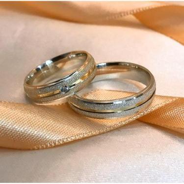 Imagem de Aliança Prata Modelo Rilary 5 mm 1Pedra Feminina Filete Ouro - Genéric