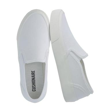 Imagem de CUSHIONAIRE Fulton Tênis feminino sem cadarço – Sapato casual de lona desgastada com espuma viscoelástica e sola flexível, Branco, 38