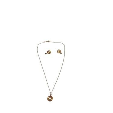 Imagem de Brincos Banhados a Ouro 18k, Colar 45cm com Pingente Espiral 1,5 cm e Par de Brincos 1,5cm, Metal Banhado com verniz italiano diamond