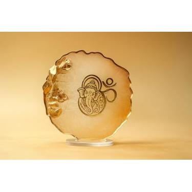 Imagem de Arte de resina feita à mão com foto dourada Ganesh para decoração de casa Pooja ou painel de carro Deus buda hindu para painel de carro suporte para novos carros hindus presente Ganpati Idol Presente