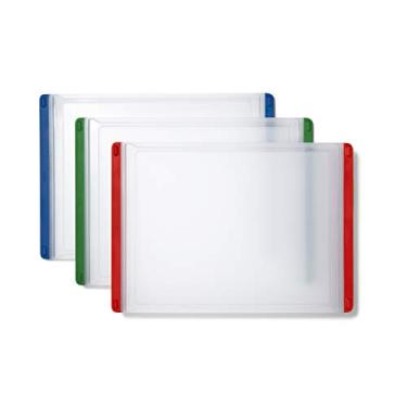 Imagem de OXO Good Grips Conjunto de tábua de corte de plástico para uso diário de 3 peças - vermelho, verde, azul