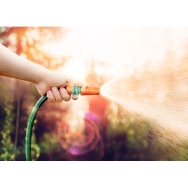 Imagem de Mangueira Flex Tramontina Verde Engate Rosqueado Esguicho Suporte mural 15m