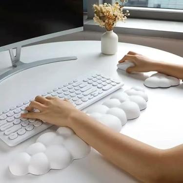 Imagem de Apoio de Pulso Ergonômico em Nuvem – Combo 2 Unidades (Teclado Large + Mouse Small) – Branco – Conforto, Antiderrapante, PU + Tecido
