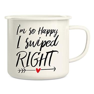 Imagem de Retreez Caneca de café de aço inoxidável esmaltada I'm So Happy I Swiped Right 473 ml - Presente de aniversário engraçado e inspirador para encontros, marido, esposa, namorado, namorada namorada