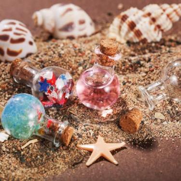 Imagem de 10 peças de mini garrafas de vidro transparentes à deriva pequenas garrafas de desejos com rolha de cortiça para casamento, festa de aniversário, artesanato DIY suprimentos (3 x 1,7 x 1,7 cm)