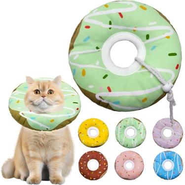 Imagem de Seyezo Coleira de gato macia e ajustável para gatos pequenos, médios e grandes, coleira de donut fofa após cirurgia, cone de travesseiro de pescoço de gato, cone de vergonha (verde impermeável, médio)