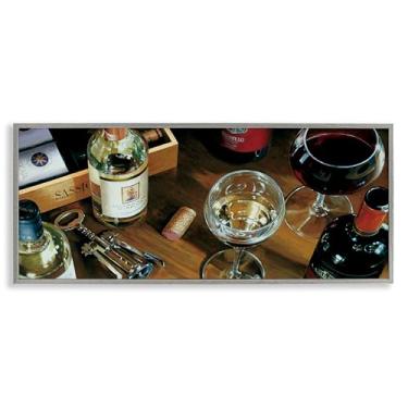 Imagem de Stupell Industries Design de arte giclée emoldurado cinza com rolhas e garrafas de vinho por Stefano Ferreri, 61 x 25 cm