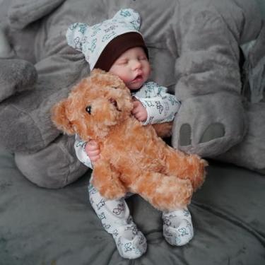 Imagem de Bebê Reborn Menino Boneco Realista de Silicone 48cm Pode Tomar Banho (Menino Urso)
