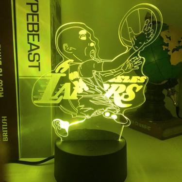 Imagem de Luz noturna LED 3D Lakers James Color Changing para crianças