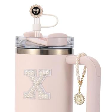 Imagem de 3 peças Stanley Cup Accessories - Capa de canudo para copo de 30 e 1,134 g, topo de palha de 10 mm, corrente de pingentes iniciais de silicone para decoração de alça e adesivo de letras - X