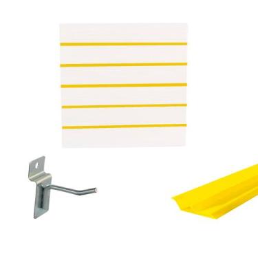 Imagem de Painel Canaletado Branco em Mdf 0,61 x 0,61m com Perfil Pvc Amarelo e 