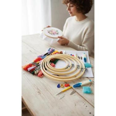 Imagem de Kit Completo Bordado Ponto Cruz: 5 Bastidores, 50 Cores - Congratulati