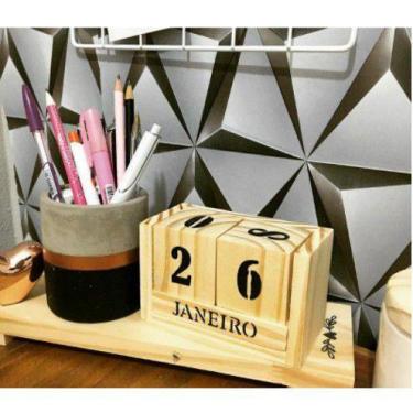 Imagem de Calendário de Madeira Com DIA e Mês Mesa Permanente Cubo Pinus Decorat