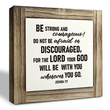Imagem de XJCUG Placa Cristã, Decoração De Mesa Com Placas Madeira, Positiva Para Quarto Infantil, Versículo Bíblico Escritório E Presentes Espirituais Encorajamento, "Seja Forte Corajoso" - Josué 1:9