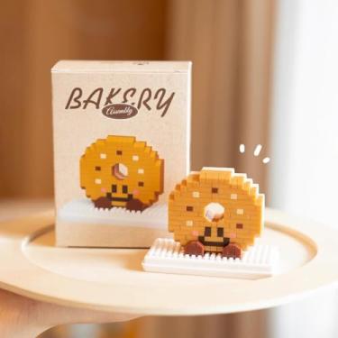 Imagem de QMEAKMONY Mini Building Blocks ‌Bread‌ Sets Cute Micro Mini ‌Bread‌ Building Bricks for Adults Micro Nano Bricks Perfect Party Favors for Teenagers. (‌Bagel,266 Pcs)