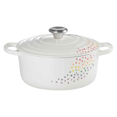 Imagem de Panela Redonda Signature  24 cm Branco com Corações Coloridos Love Edição Especial Le Creuset Panela Redonda Signature com Corações Coloridos Love 24 cm Branco Edição Especial Le Creuset