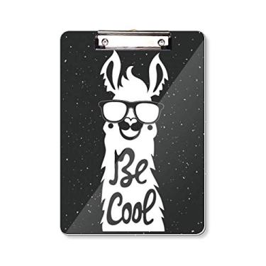 Imagem de Be Cool Alpaca Placa de prancheta com citação preta e branca A4