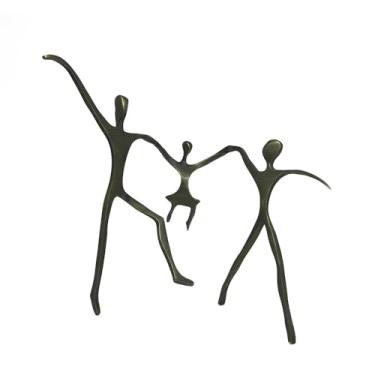 Imagem de Escultura Família Passeio Casal com Menina em Bronze