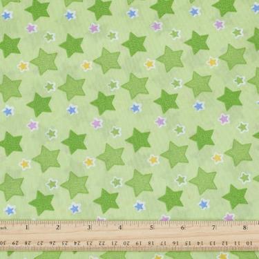 Imagem de PH PandaHall Tecido acolchoado estrela tecido verde 140 cm de largura tecidos de retalhos com padrão de estrela tecidos de costura impressos para artesanato faça você mesmo, roupas de costura, toalha