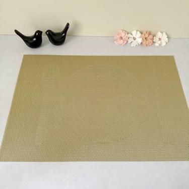 Imagem de Kit 4 Lugar Jogo Americano Retangular Mesa Posta Jantar Cozinha Sousplat Descanso De Prato Decorativo(Prato Dourado)