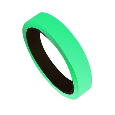 Imagem de Deevoka Fita fluorescente que brilha no escuro, fita luminosa fotoluminescente removível de alto brilho verde para paredes, marcação de casa, esportes ao ar, 2 cm de largura