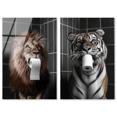 Imagem de Conjunto de papel higiênico de animais silenciosos, impressão de arte de tigre leão por Art Remedy, pronto para pendurar, 50 x 76 cm